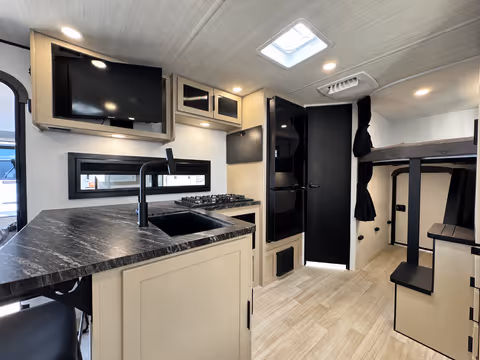 Details de la Keystone Walkabout 221FROST 2027