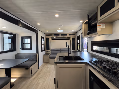 Details de la Keystone Walkabout 221FROST 2027