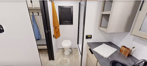Details de la Keystone Walkabout 25MAX 2026