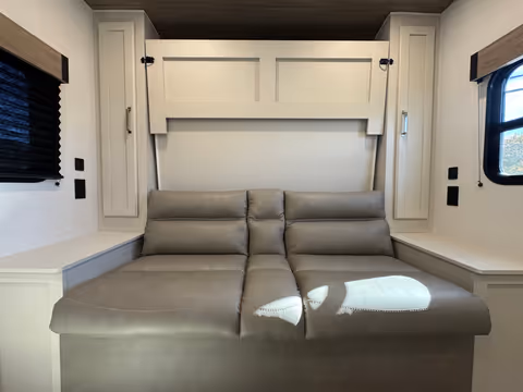 KZ Sportsmen 170MD 2027 - Chambre