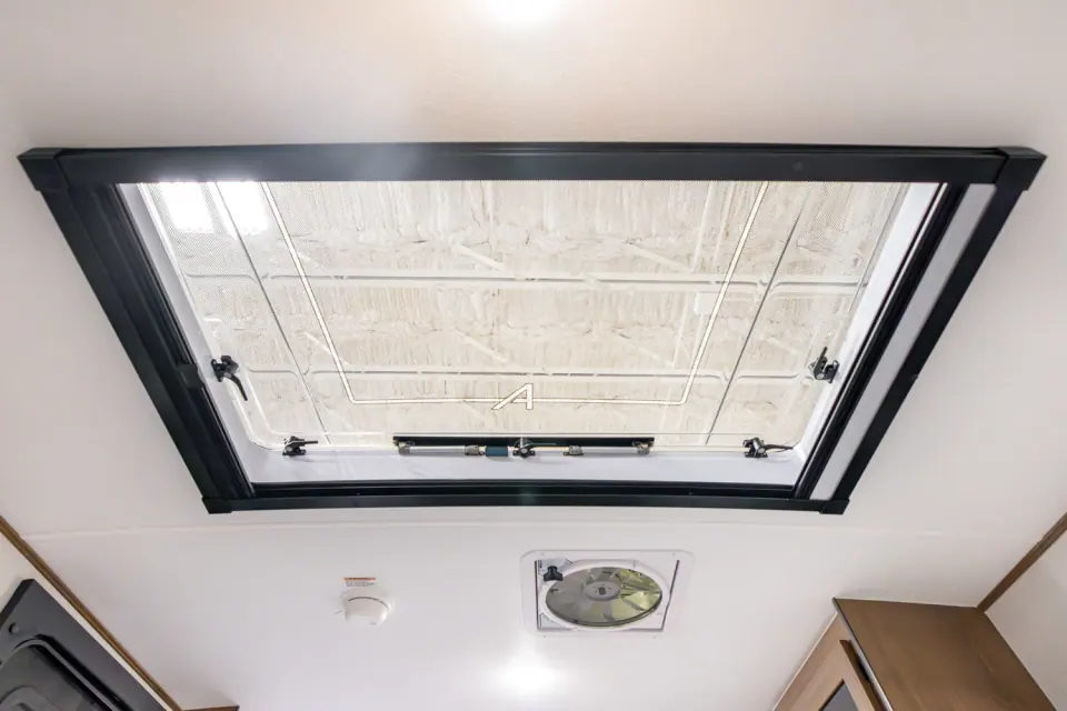 Coachmen Apex Nano 181RB 2026 — Photo officielle (galerie 18)