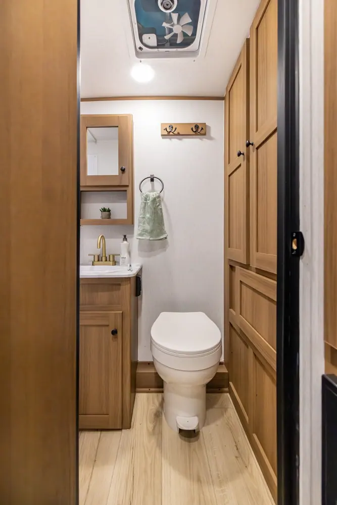 Coachmen Apex Nano 181RB 2026 — Photo officielle (galerie 14)