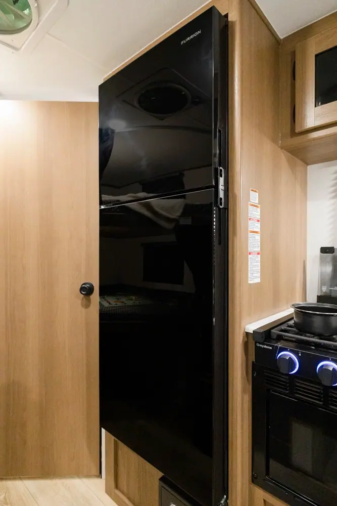 Coachmen Apex Nano 186BH 2026 — couchages (photo 10)