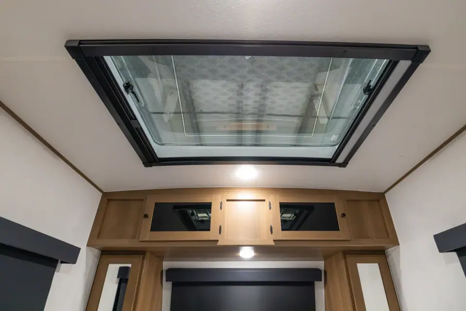 Apex Nano 190RBS 2026 — vue extérieure arrière