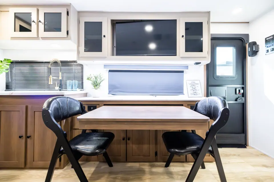 Apex Ultra-Lite 244RBS 2026 - Photo officielle (galerie 4)