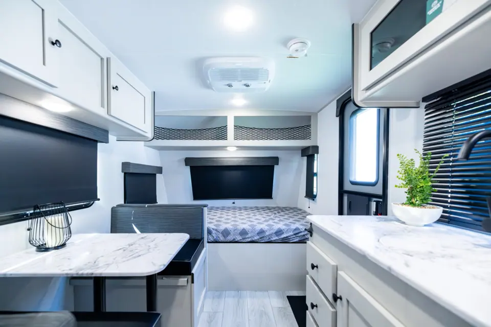 Remote 18.2R 2026 - Photo officielle (galerie 2)