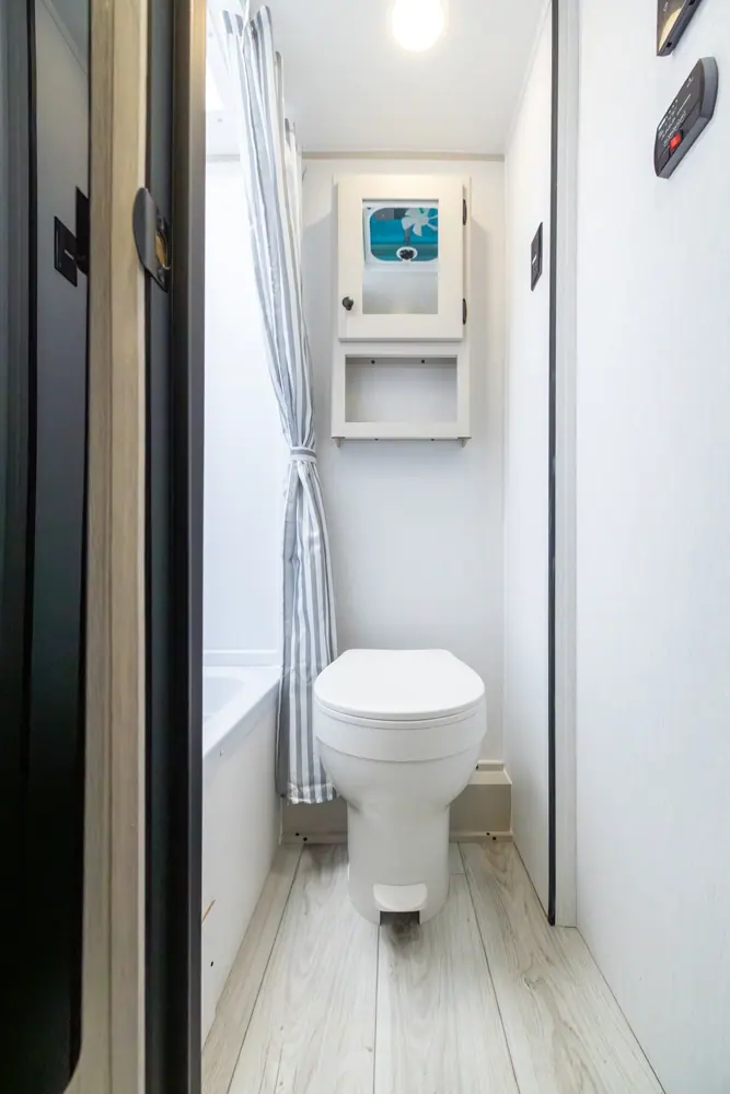 Remote 18.2R 2026 - Photo officielle (galerie 9)