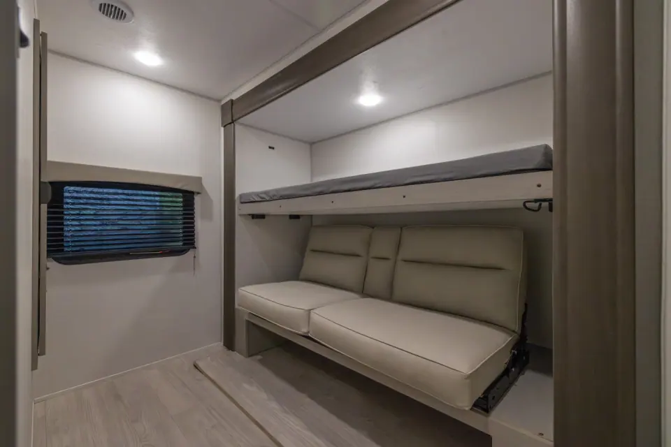 Viking 22BHSR 2026 — sofa jackknife et lit superposé