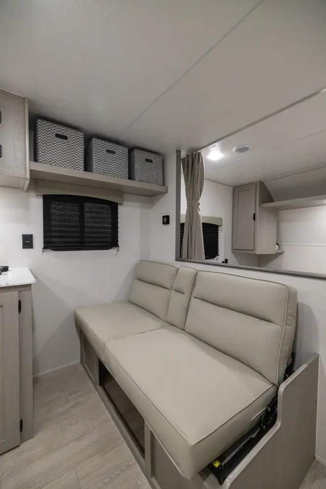 Viking 26BH 2026 — sofa jackknife et tablette supérieure