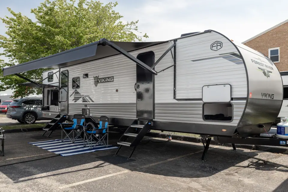 Viking 292TB 2026 — exterior