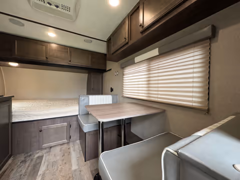 Details de la Sunset Park SunLite 2020