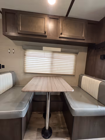 Details de la Sunset Park SunLite 2020