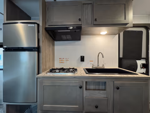Details de la Sunset Park SunLite 2024