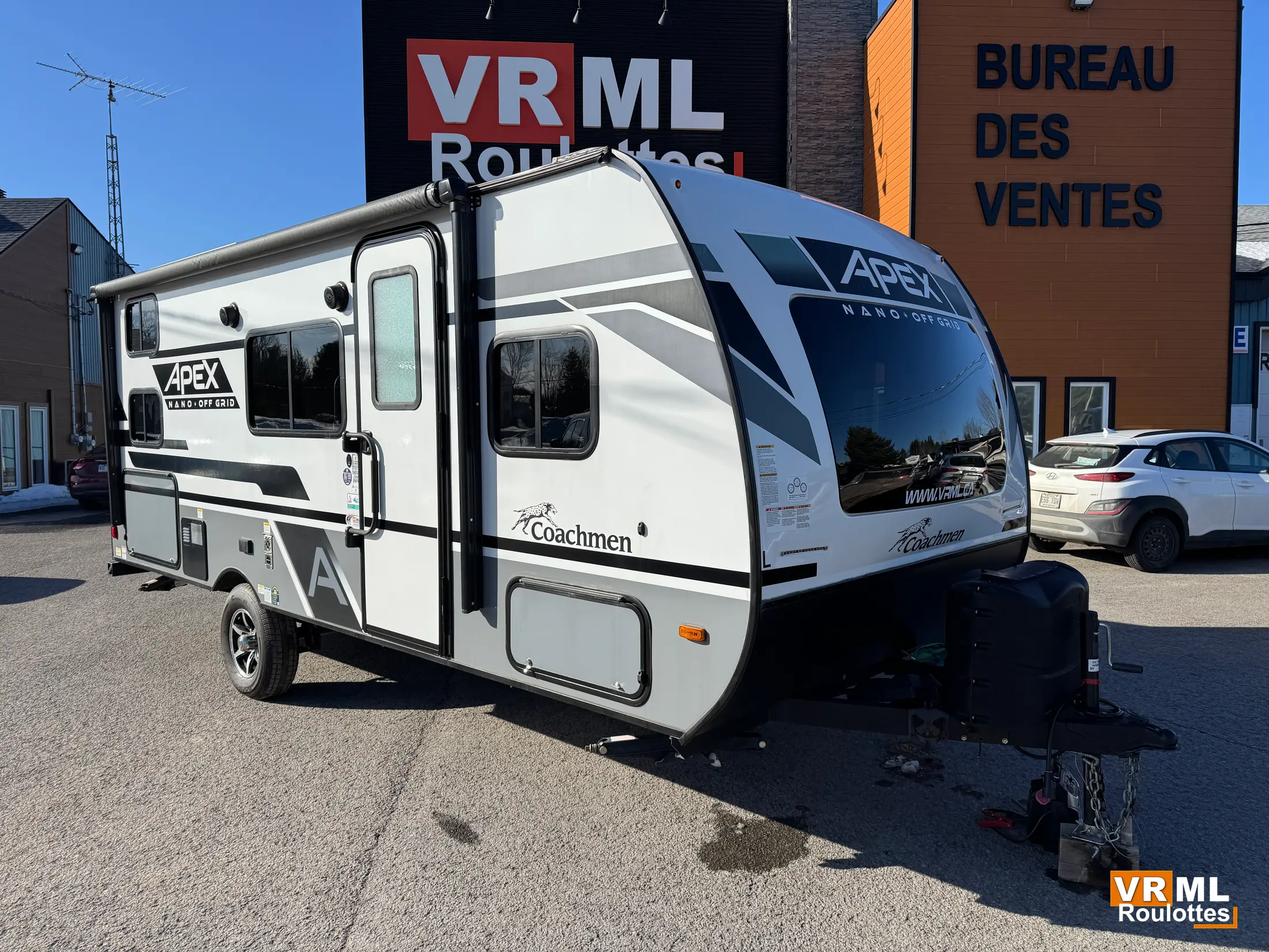 Coachmen Apex Nano 194BHS 2023