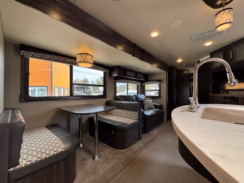 Details de la Dutchmen Kodiak 2018