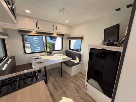 Details de la Venture Sienna Lite 2027