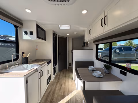 Details de la Venture Sienna Lite 2027